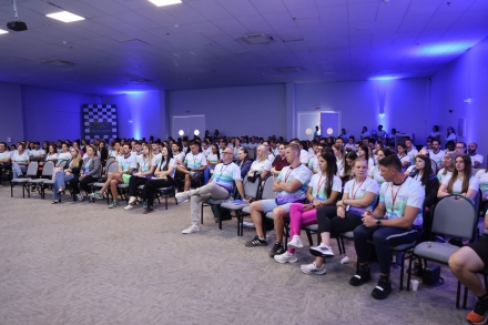 MB Comunica��o Empresarial e Organizacional - O Servi�o Social da Ind�stria de Santa Catarina (SESISC) reuniu, nesta semana, mais de 270 colaboradores.