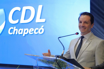 MB Comunica��o Empresarial e Organizacional - Vice-presidente Jonas Rolim de Moura agradeceu a confian�a e destacou a uni�o da entidade (Keli Magri/MB)