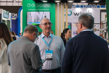 MB Comunica��o Empresarial e Organizacional - Presidente da ACIC, Carlos Roberto Klaus, recepciona dirigentes da FACISC. (Foto: Sara Bellaver/MB Comunica��o)