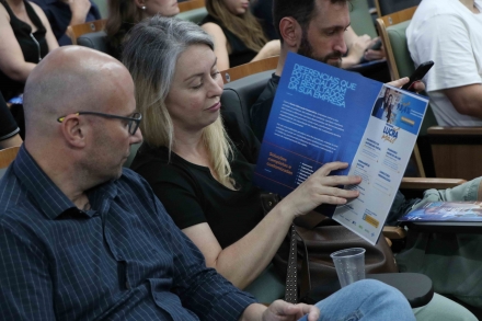 MB Comunica��o Empresarial e Organizacional - A iniciativa � promovida pelo Sebrae/SC, em parceria com a Fecom�rcio SC, FCDL, Fampesc e Facisc, e contou com o apoio da Amper Chapec�, Acic, CDL Chapec�, Sicom e Senac Chapec�. (Foto: Karina Ogliari/MB Comunica��o)