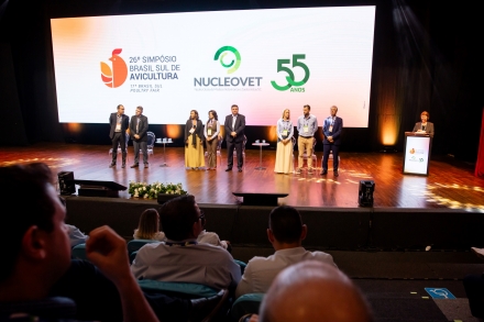 MB Comunica��o Empresarial e Organizacional - Antecedendo a palestra, a cerim�nia oficial de abertura do evento reuniu lideran�as do setor, autoridades e representantes da cadeia produtiva. (Foto: Suellen Santin/MB Comunica��o)