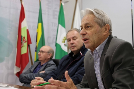 MB Comunica��o Empresarial e Organizacional - Elei��o foi conduzida pelo presidente da comiss�o eleitoral, Jos� Davi Sobrinho. (Foto Keli Magri/MB Comunica��o)