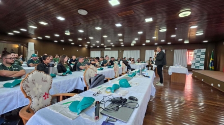 MB Comunica��o Empresarial e Organizacional - T�cnicos das �reas de ovinocultura, apicultura, fruticultura e olericultura participaram de atividades voltadas � atualiza��o t�cnica. (Foto Divulga��o)