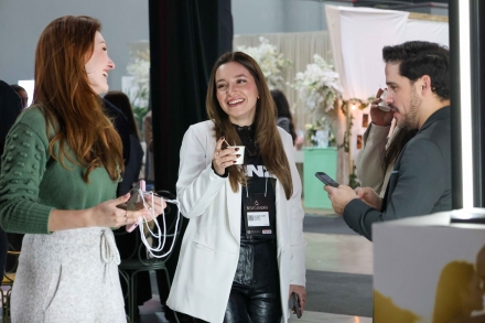 MB Comunica��o Empresarial e Organizacional - Al�m de conectar casais e fornecedores, a feira exerce um papel importante na economia de Chapec� ao movimentar diferentes segmentos. (Foto: MB Comunica��o/Sara Bellaver)
