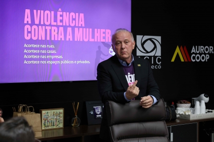 MB Comunica��o Empresarial e Organizacional - O 2� vice-presidente da FACISC, C�sar Smielewsky, apresentou os objetivos da campanha �Aqui N�o�, criada a partir de uma parceria com o Minist�rio P�blico de Santa Catarina. Foto: D�bora Favretto/ MB Comunica��o