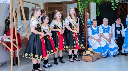 MB Comunica��o Empresarial e Organizacional - Op��es de hospedagem em chal�s integrados � natureza, visitas a vinhedos, pesqueiros, padarias tradicionais, restaurantes t�picos, espa�os dedicados ao cultivo de bonsais e outros empreendimentos.