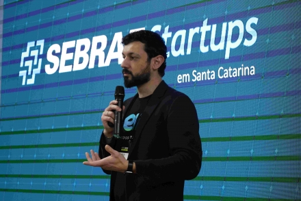 MB Comunica��o Empresarial e Organizacional - O Sebrae/SC apresentou as oportunidades dispon�veis aos empreendedores desde a estrutura��o de uma ideia at� fases mais avan�adas de crescimento e capta��o de investimentos. (Foto: Bruna Roman/MBComunica��o)
